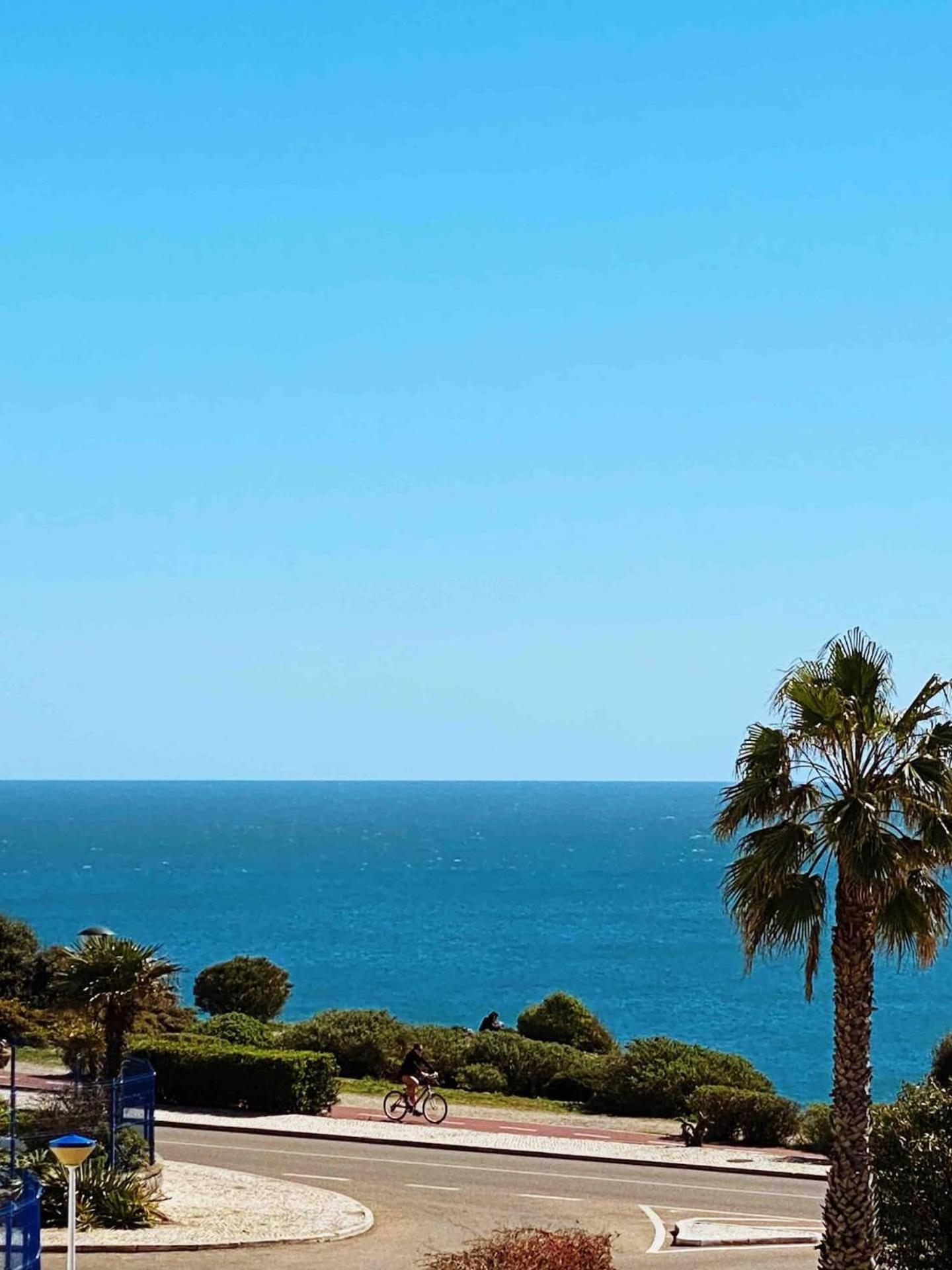 Sea View W Pool, Terrace & Parking Lägenhet Cascais Exteriör bild